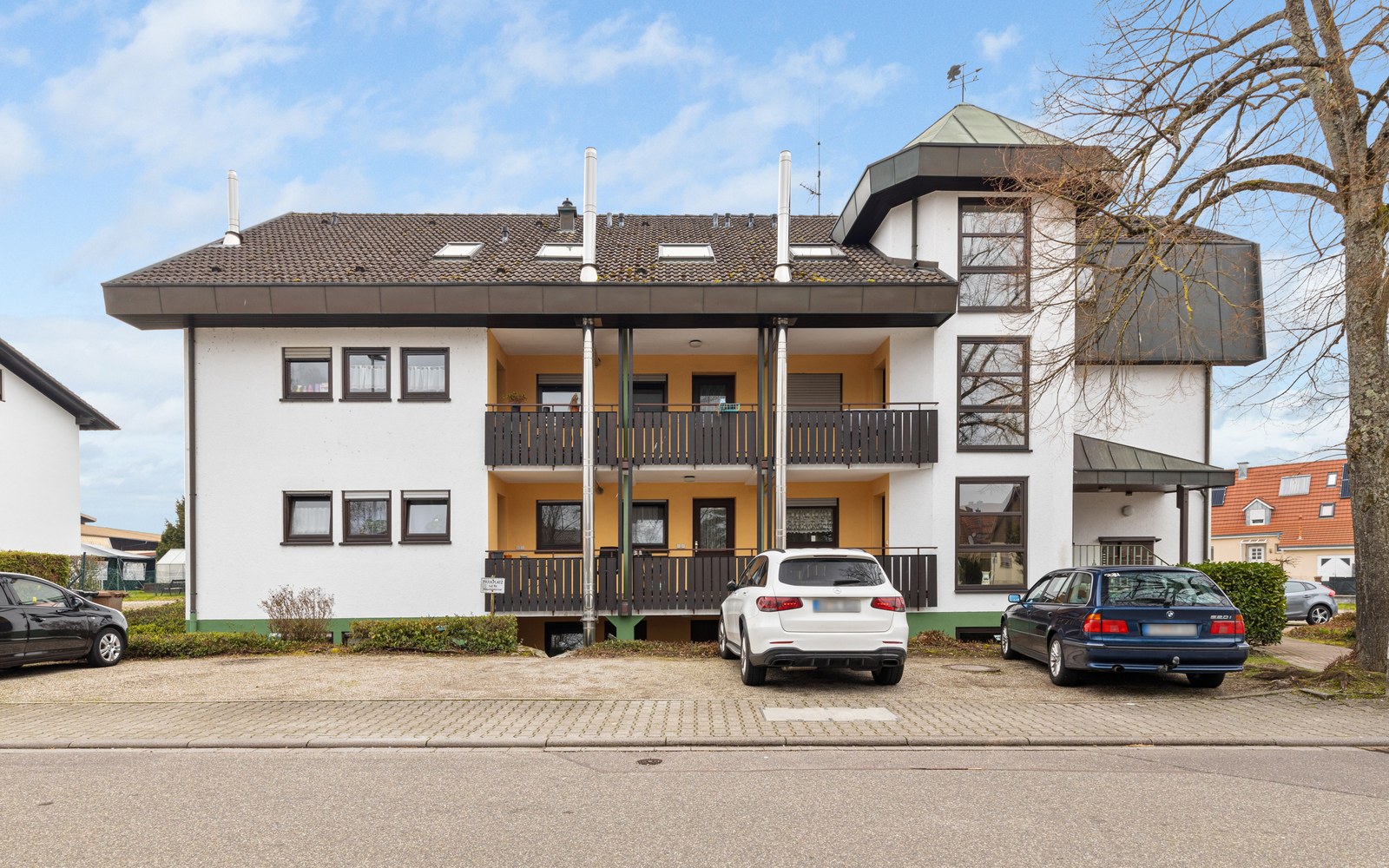 Mehrfamilienhaus Sinzheim — klassischer Bestand, Baujahr 1983